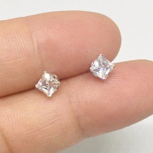 3mm 14K White gold princess cut CZ stud earring
